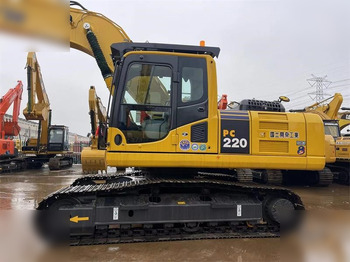 Kāpurķēžu ekskavators KOMATSU PC220-8: foto 4