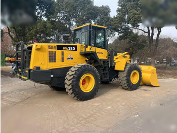 Riteņu iekrāvējs KOMATSU WA380-6