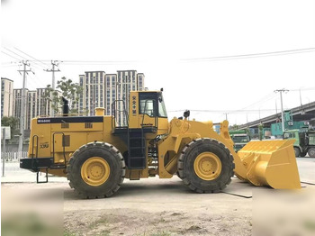 Riteņu iekrāvējs KOMATSU WA600-3