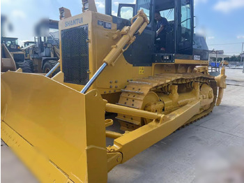 Buldozers SHANTUI