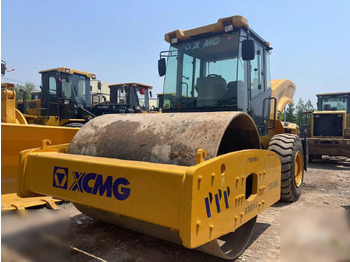 Veltnis XCMG XS223J