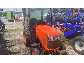 Komunālais traktors KUBOTA