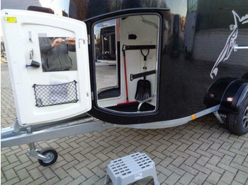 Zirgu piekabe Böckmann, Pferdeanhänger, Grand Master SR, 100 km/h, Videokamera: foto 3 Zirgu piekabe Böckmann, Pferdeanhänger, Grand Master SR, 100 km/h, Videokamera: foto 3