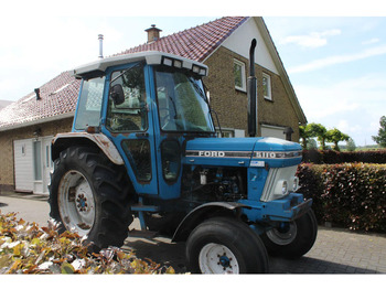 Traktors FORD