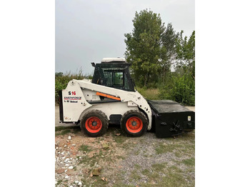 Kompaktiekrāvējs BOBCAT S16
