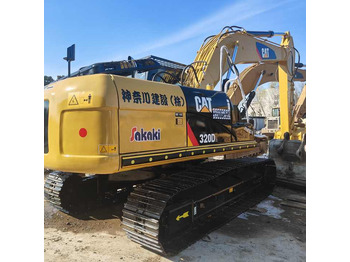Kāpurķēžu ekskavators CATERPILLAR 320D