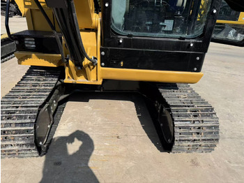 Mini-ekskavators CATERPILLAR Nearly 90% of brand new Caterpillar 305.5 3-ton mini excavators are available for sale. Caterpillar 303.5 305.5 306 307 excavators are also available for sale. [ Copy ]: foto 2