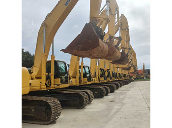 Kāpurķēžu ekskavators CATERPILLAR 390