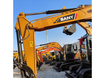 Kāpurķēžu ekskavators SANY