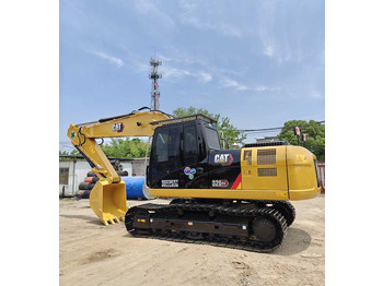 Kāpurķēžu ekskavators CATERPILLAR 320D2