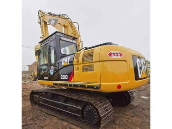 Ekskavators CATERPILLAR 320D