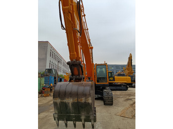 Kāpurķēžu ekskavators HYUNDAI