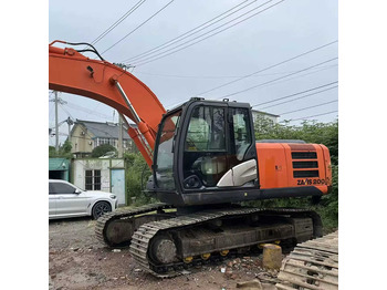Ekskavators HITACHI ZX200