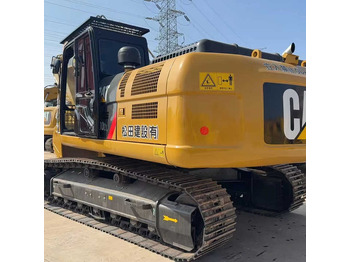 Ekskavators CATERPILLAR