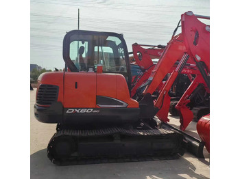 Kāpurķēžu ekskavators DOOSAN DX60