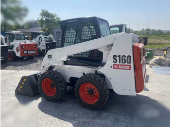 Kompaktiekrāvējs BOBCAT S160