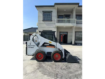 BOBCAT S180 līzingu BOBCAT S180: foto 1