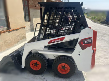 Kompaktiekrāvējs BOBCAT S70