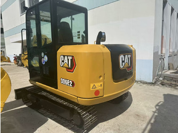 Kāpurķēžu ekskavators CATERPILLAR 306E2