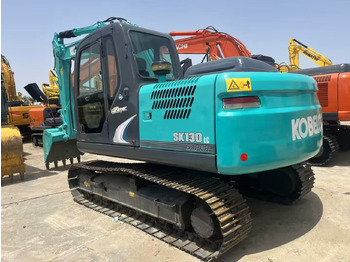 Kāpurķēžu ekskavators KOBELCO
