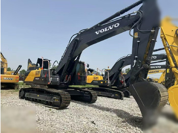 Kāpurķēžu ekskavators VOLVO EC300