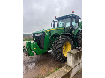 Traktors JOHN DEERE 8320R