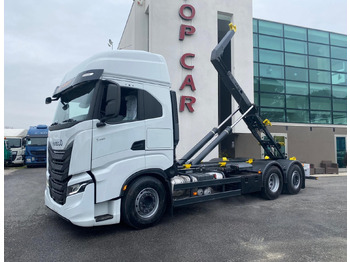 Pacēlājs ar āķi IVECO S-WAY