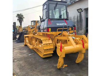 Buldozers SHANTUI