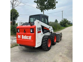Kompaktiekrāvējs BOBCAT S160