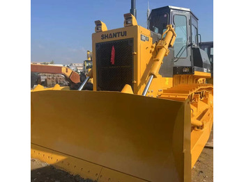 Buldozers SHANTUI