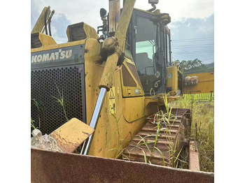 Buldozers KOMATSU D65