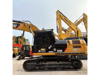 Kāpurķēžu ekskavators CATERPILLAR 325D