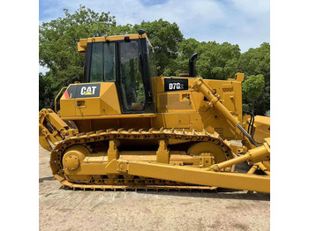 Buldozers CATERPILLAR D6D