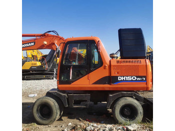 Riteņu ekskavators DOOSAN DH150W-7