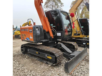 Kāpurķēžu ekskavators HITACHI ZX70