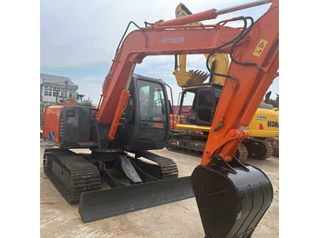 Kāpurķēžu ekskavators HITACHI ZX70