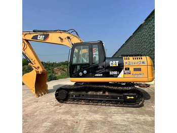 Kāpurķēžu ekskavators CATERPILLAR 320D