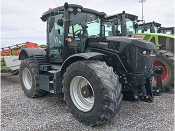 Traktors JCB Fastrac 4220