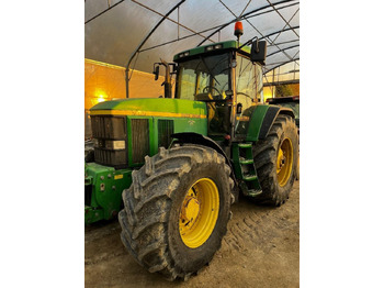 Traktors JOHN DEERE 7810