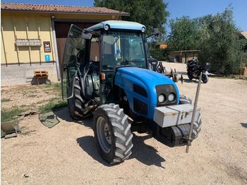 Traktors LANDINI