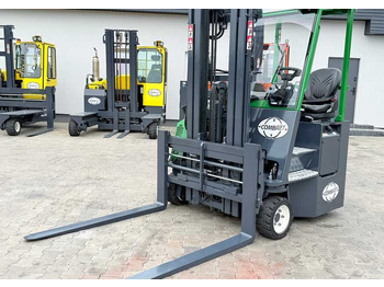 Četru pušu autokrāvējs Combilift CB3000 / DIESEL / TRIPLEX 4900MM / FREE LIFT / SIDESHIFT / FORK POSITIONER / 1500MM FORKS / LIKE NEW: foto 2