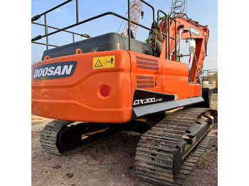 Ekskavators DOOSAN DX300