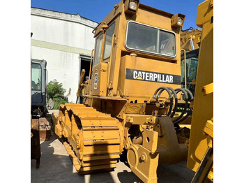 Buldozers