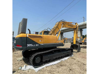 Kāpurķēžu ekskavators HYUNDAI