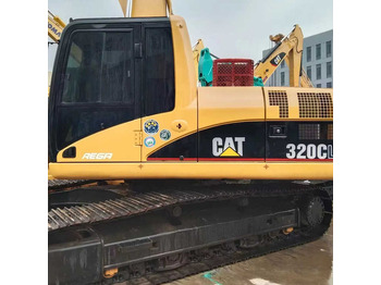 Ekskavators CATERPILLAR 320CL