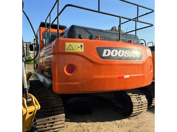 Kāpurķēžu ekskavators DOOSAN DX300