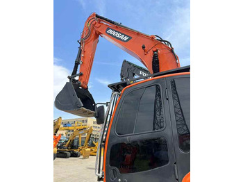 Kāpurķēžu ekskavators Used Digger DOOSAN DX300 Construction Machinery Construction Digger Used DOOSAN DX300 Cheap Excavator [ Copy ]: foto 2