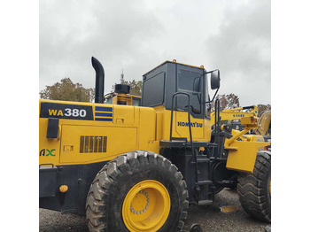 Riteņu iekrāvējs KOMATSU WA380-3