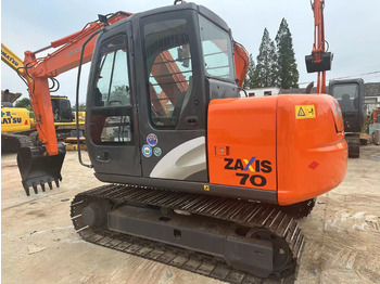 Ekskavators HITACHI ZX70