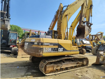 Kāpurķēžu ekskavators CATERPILLAR 320BL